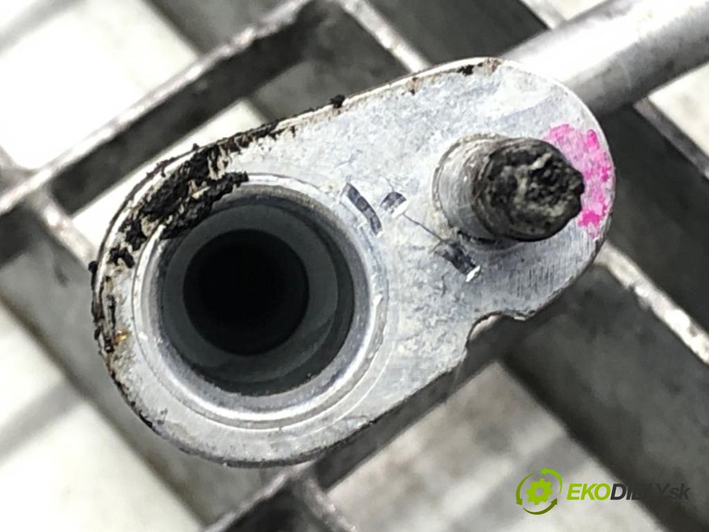 VW GOLF VII (5G1, BQ1, BE1, BE2) 2012 - 2022    2.0 GTI TCR 213 kW [290 KM] benzyna 2018 - 2022  rúrka klimatizácie  (Rúrky klimatizácie)