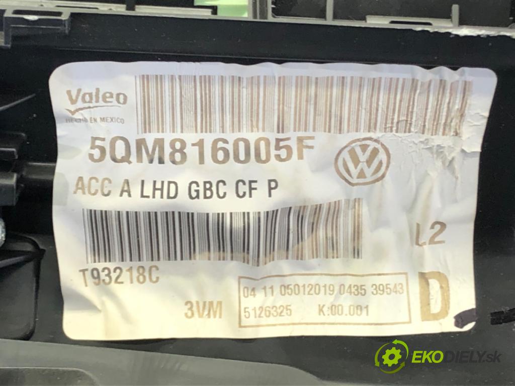 VW GOLF VII (5G1, BQ1, BE1, BE2) 2012 - 2022    2.0 GTI TCR 213 kW [290 KM] benzyna 2018 - 2022  topné těleso radiátor topení 5QM816005F (Radiátory topení)