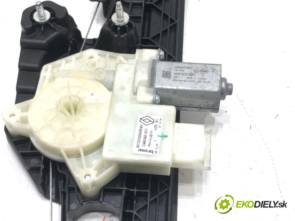 RENAULT CAPTUR II 2020 - 2022    TCe 140 (HFN0) 103 kW [140 KM] benzyna 2020 - 2022  mechanismus okna pravý přední část 807203293R