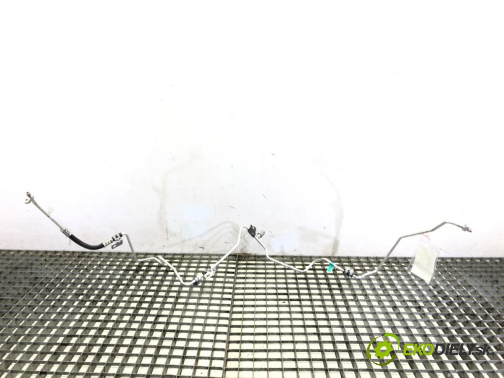 RENAULT CAPTUR II 2020 - 2022    TCe 140 (HFN0) 103 kW [140 KM] benzyna 2020 - 2022  rúrka klimatizácie 924405247R (Rúrky klimatizácie)