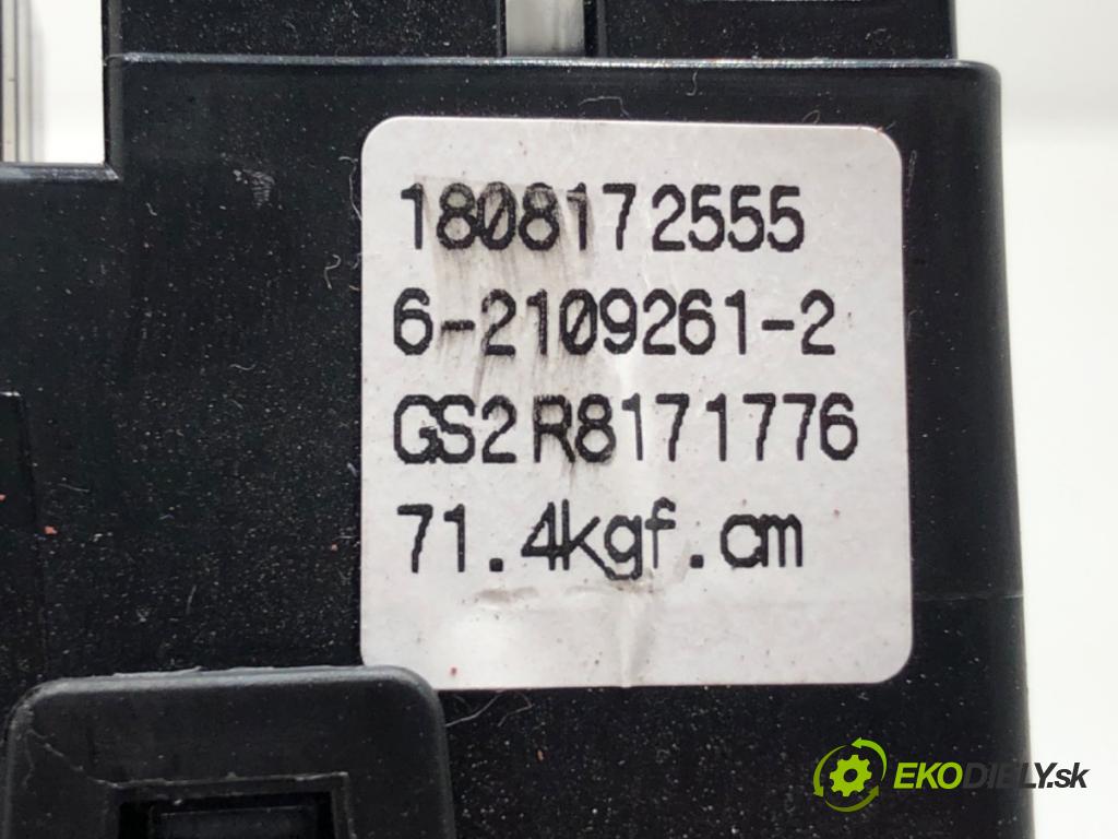 OPEL MOKKA / MOKKA X (J13) 2012 - 2022    1.4 (_76) 103 kW [140 KM] benzyna 2013 - 2022  skříňka poistková 6-2109261-2 (Pojistkové skříňky)