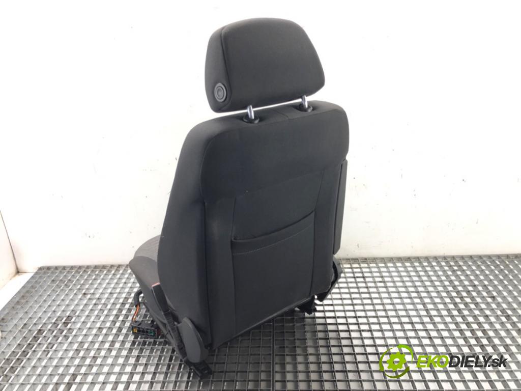 OPEL ZAFIRA / ZAFIRA FAMILY B (A05) 2005 - 2019    1.6 FlexFuel (M75) 85 kW [116 KM] Benzyna / etanol 2008 - 2012  Sedadlo pravy predný