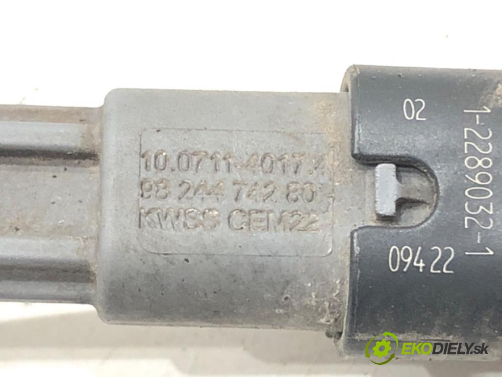 CITROEN C4 III (BA_, BB_, BC_) 2020 - 2022    1.2 PureTech 130 (BAHNSA, BAHNSB) 96 kW [130 KM] benzyna 2020 - 2022  Snímač ABS zadný ľavy 9824474280 (Snímače ABS)