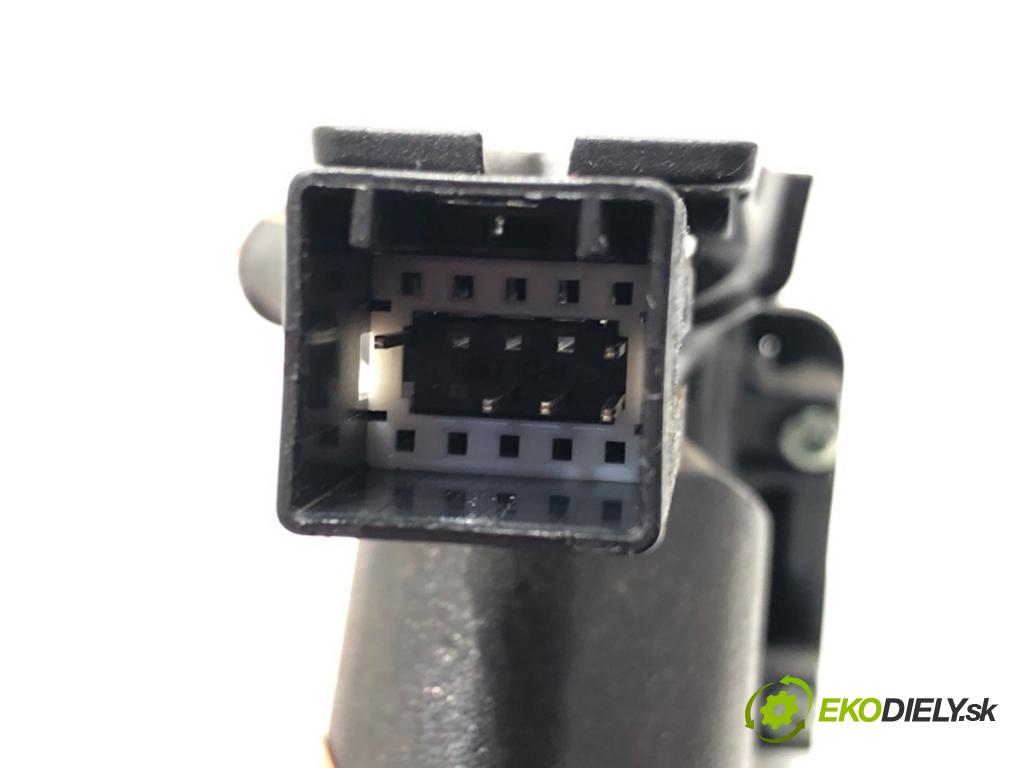 OPEL ASTRA J Sports Tourer (P10) 2010 - 2015    1.7 CDTI (35) 81 kW [110 KM] olej napędowy 2010 - 2015  zpětné zrcátko vnitřní 13369365 (Světla vnitřní)