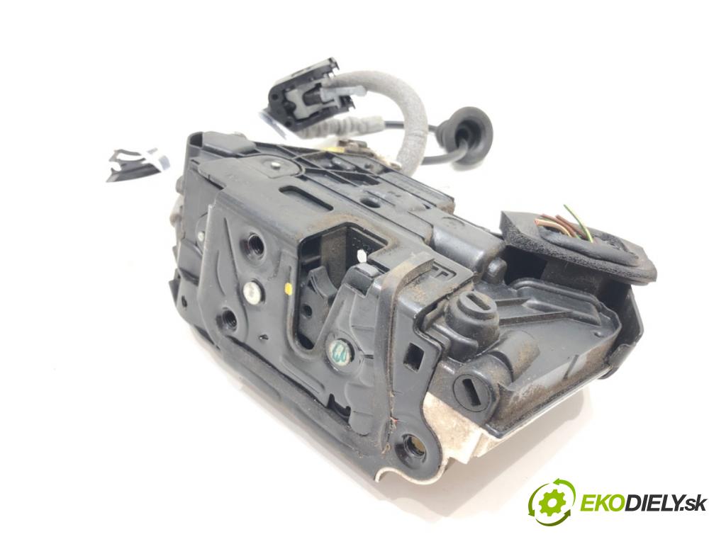 VW POLO V (6R1, 6C1) 2009 - 2022    1.6 TDI 77 kW [105 KM] olej napędowy 2009 - 2022  zámok dveře pravý zadní část 5K4839016F