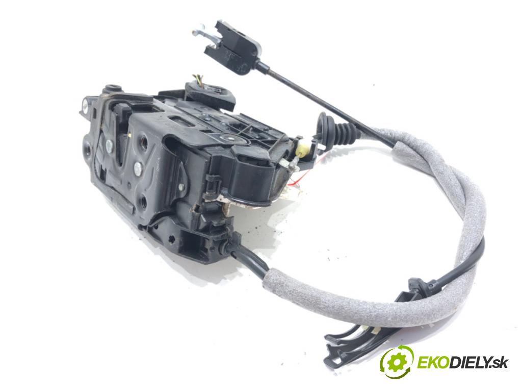 VW POLO V (6R1, 6C1) 2009 - 2022    1.6 TDI 77 kW [105 KM] olej napędowy 2009 - 2022  zámok dveře levý zadní část 5K4839015F
