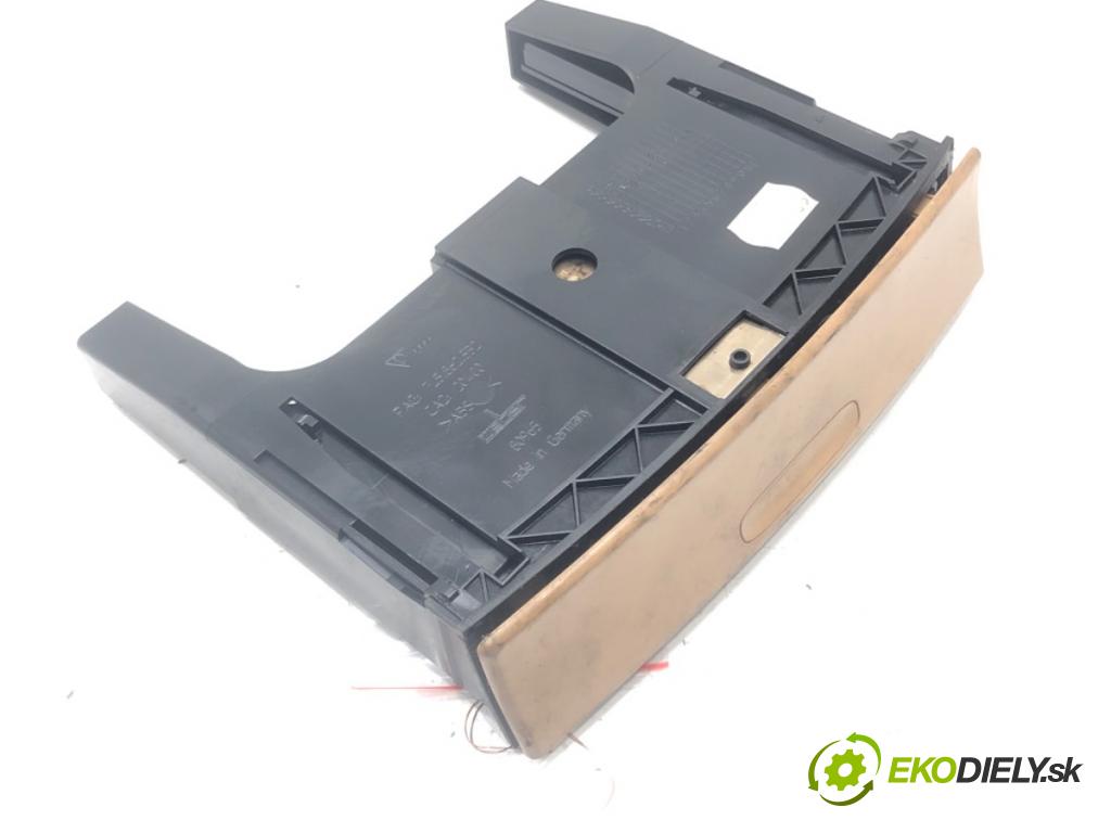 PORSCHE CAYENNE (9PA) 2002 - 2010    S 4.5 250 kW [340 KM] benzyna 2002 - 2007  Držiak na nápoje 7L5862532 (Úchyty, držiaky na nápoje)