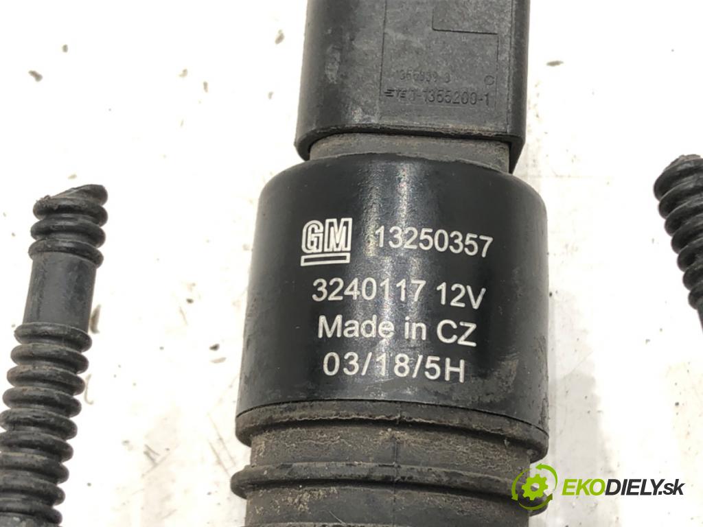 OPEL INSIGNIA B Sports Tourer (Z18) 2017 - 2022    1.5 (35) 121 kW [165 KM] benzyna 2017 - 2022  pumpa ostrekovača 13250357 (Motorčeky, čerpadlá ostrekovačov)