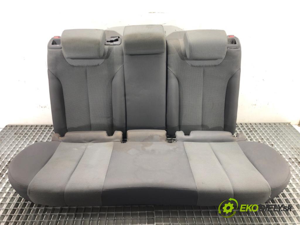 SEAT LEON (1P1) 2005 - 2013    1.6 75 kW [102 KM] benzyna 2005 - 2012  Sedadlo druhý rad 