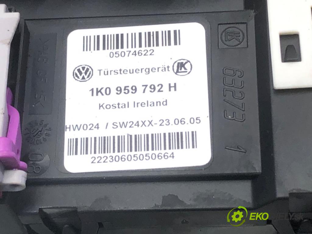 SEAT LEON (1P1) 2005 - 2013    1.6 75 kW [102 KM] benzyna 2005 - 2012  mechanismus okna přední část pravý 1PO837402A 1K0959792H (Ostatné)