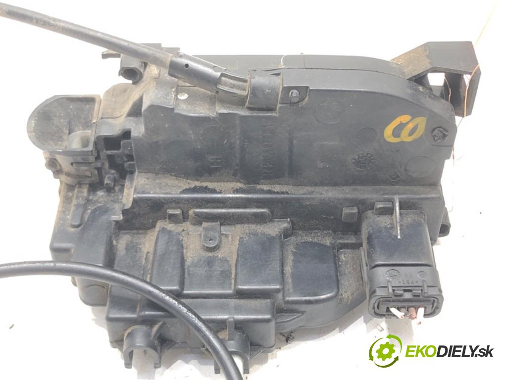 RENAULT CLIO III (BR0/1, CR0/1) 2005 - 2014    1.2 16V (BR02, BR0J, BR11, CR02, CR0J, CR11) 55 kW [75 KM] benzyna 2005 - 2014  zámok dveře levý přední část
