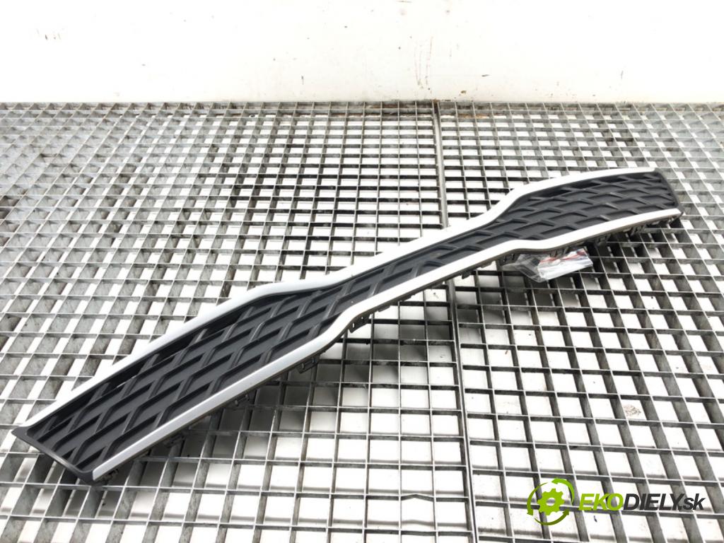 KIA RIO IV (YB, SC, FB) 2017 - 2022    1.25 LPG 60 kW [82 KM] Benzyna / gaz samochodowy (LPG) 2020 - 2022  mřížka maska 86351-H8000 (Mřížky (masky) chladičů)