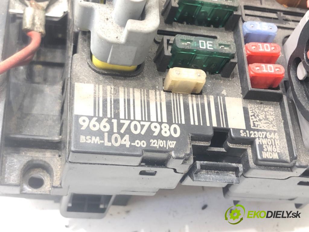 PEUGEOT 307 (3A/C) 2000 - 2012    2.0 16V 103 kW [140 KM] benzyna 2005 - 2007  Modul BSM 9661707980 (Ostatné)