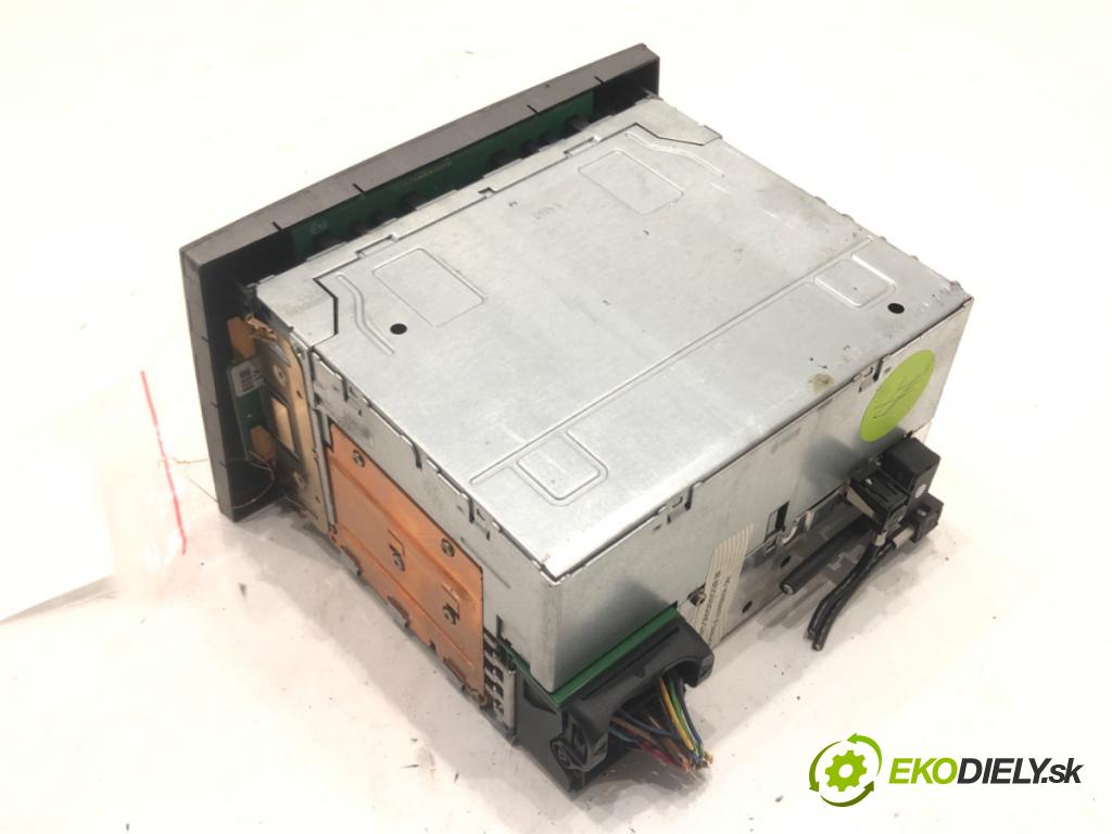 OPEL MERIVA A nadwozie wielkoprzestrzenne (MPV) (X03) 2003 - 2010    1.7 CDTI (E75) 74 kW [100 KM] olej napędowy 2003 - 2010  RADIO 13113150 (Audio zariadenia)