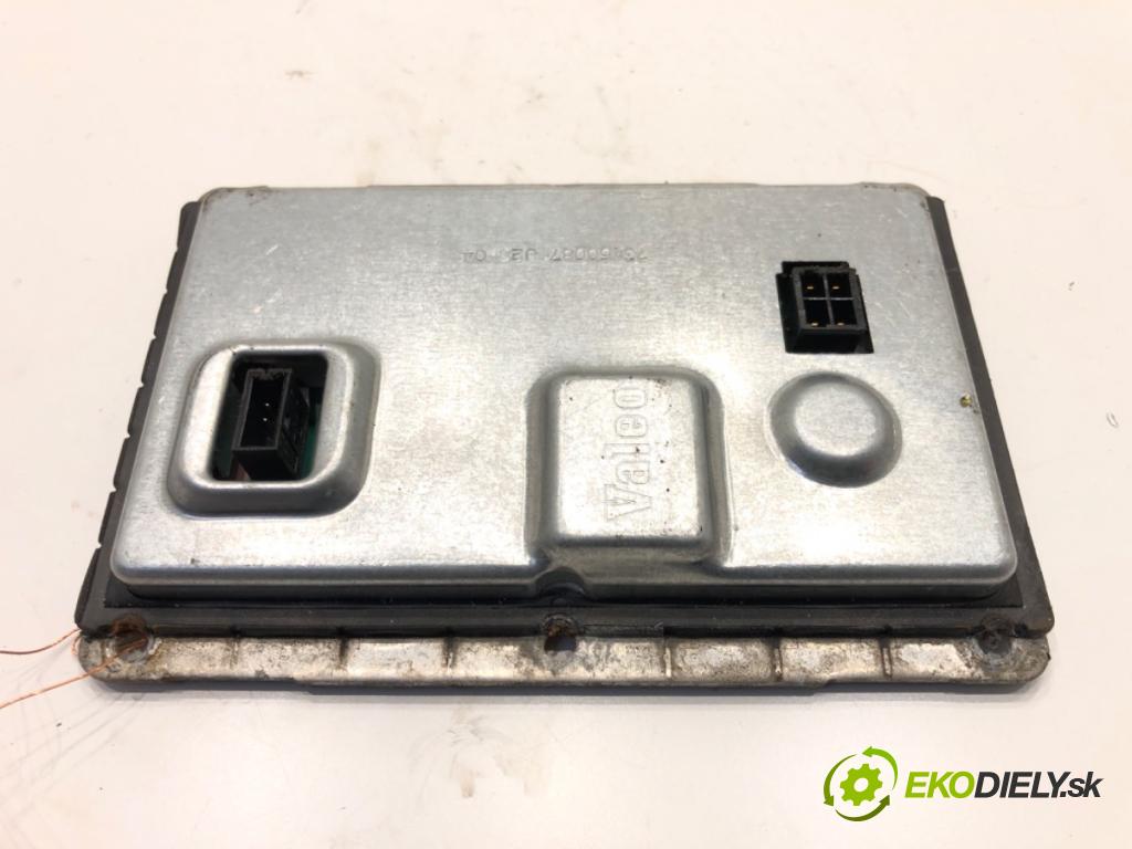 OPEL MERIVA A nadwozie wielkoprzestrzenne (MPV) (X03) 2003 - 2010    1.7 CDTI (E75) 74 kW [100 KM] olej napędowy 2003 - 2010  Menič XENON 89086113 (Riadiace jednotky xenónu)