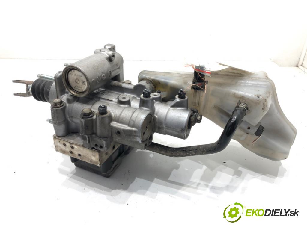 TOYOTA COROLLA liftback (_E21_) 2018 - 2022    1.8 Hybrid (ZWE211) 72 kW [98 KM] Hybryda silnik benzynowy / elektryczny 2018 - 2022  Posilovač bŕzd 47270-47040