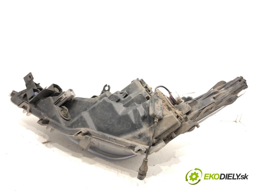 TOYOTA COROLLA liftback (_E21_) 2018 - 2022    1.8 Hybrid (ZWE211) 72 kW [98 KM] Hybryda silnik benzynowy / elektryczny 2018 - 2022  Svetlomet pravy predný 81110-02T31