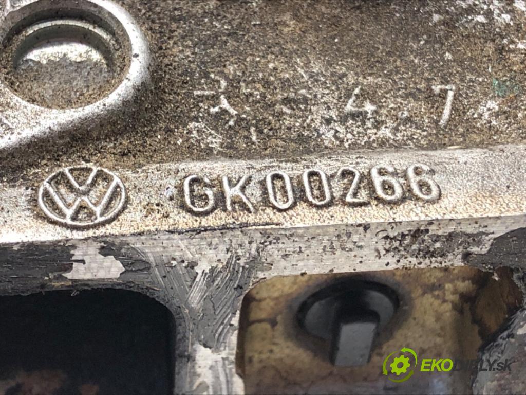 VW GOLF V (1K1) 2003 - 2010    1.6 FSI 85 kW [115 KM] benzyna 2003 - 2008  Lišta vstrekovacia 03C133036D (Vstrekovacie lišty)