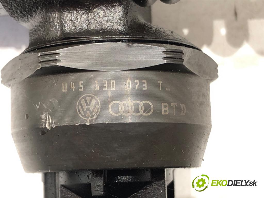 AUDI A4 B6 (8E2) 2000 - 2005    1.9 TDI 74 kW [101 KM] olej napędowy 2001 - 2004  Vstrekovač 045130073T 0414720035 (Vstrekovače)