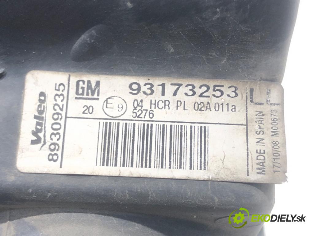OPEL CORSA C (X01) 2000 - 2009    1.3 CDTI (F08, F68) 51 kW [70 KM] olej napędowy 2003 - 2009  Svetlomet ľavy predný 93173253