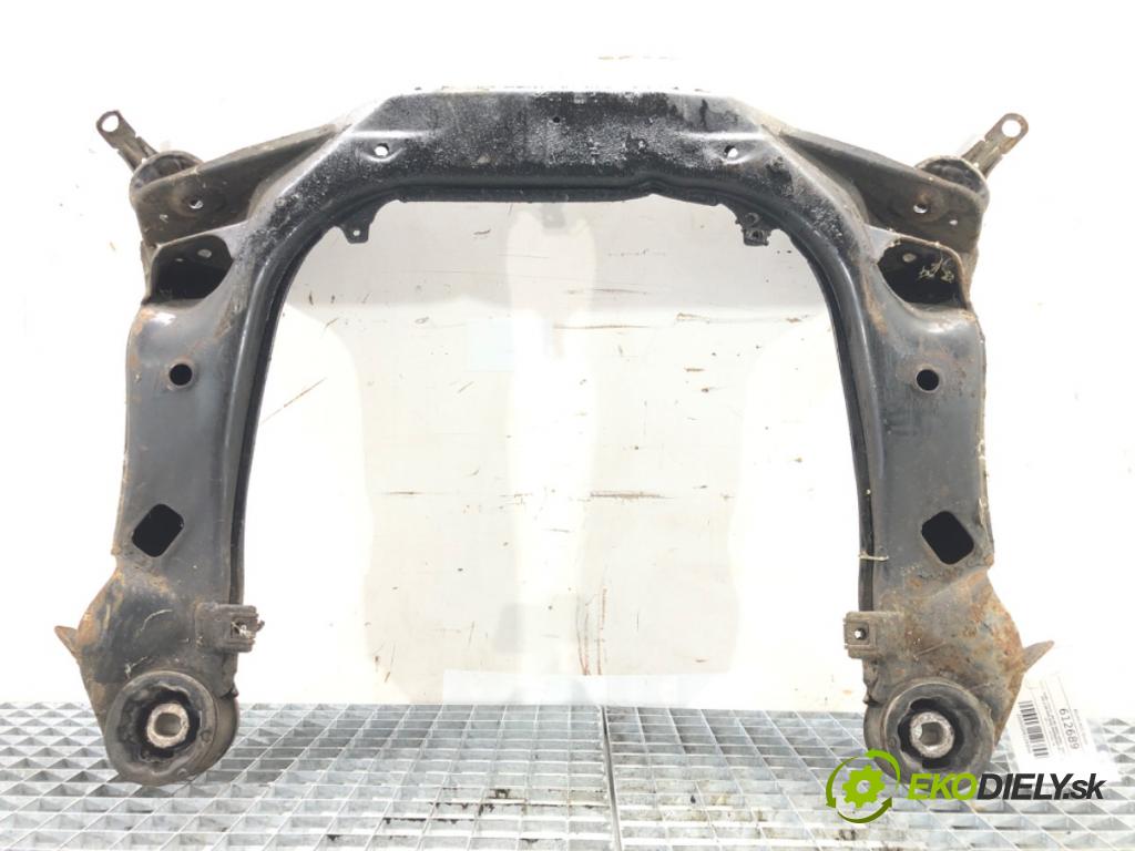 AUDI A4 B6 (8E2) 2000 - 2005    1.9 TDI 96 kW [130 KM] olej napędowy 2000 - 2004  výztuha pod motor  (Výztuhy přední)