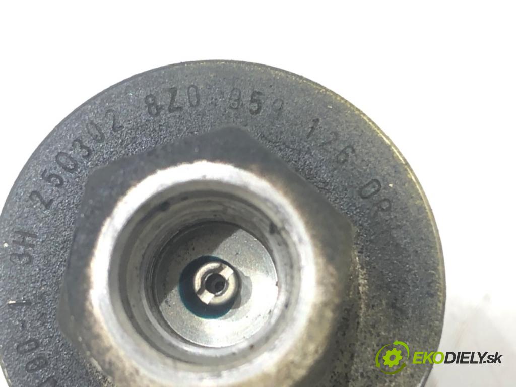 AUDI A4 B6 (8E2) 2000 - 2005    1.9 TDI 96 kW [130 KM] olej napędowy 2000 - 2004  Snímač klimatizácie 8Z0959126 (Snímače klimatizácie)