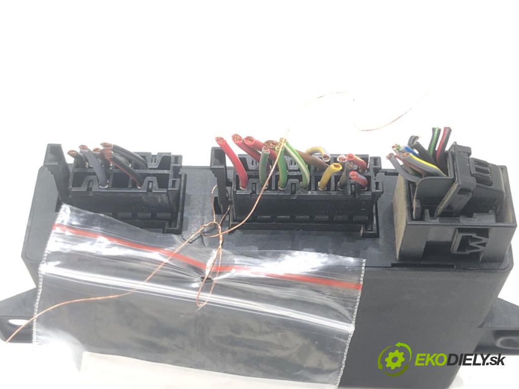 MERCEDES-BENZ KLASA C (W203) 2000 - 2007    C 180 (203.035) 95 kW [129 KM] benzyna 2000 - 2002  Modul ťažného oka 321132 10R-022251 (Ostatné)