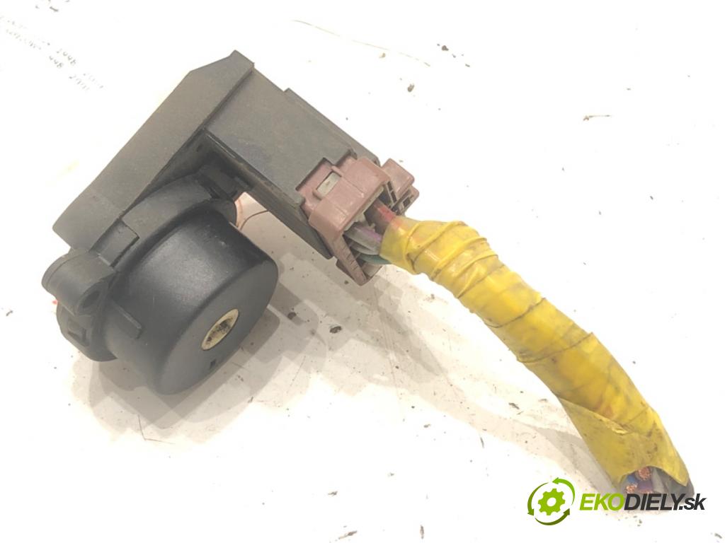 LAND ROVER FREELANDER I (L314) 1998 - 2006    2.0 DI 4x4 72 kW [98 KM] olej napędowy 1998 - 2000  Kocka, vložka spínacej skrinky YXB100350 (Spínacie skrinky a kľúče)