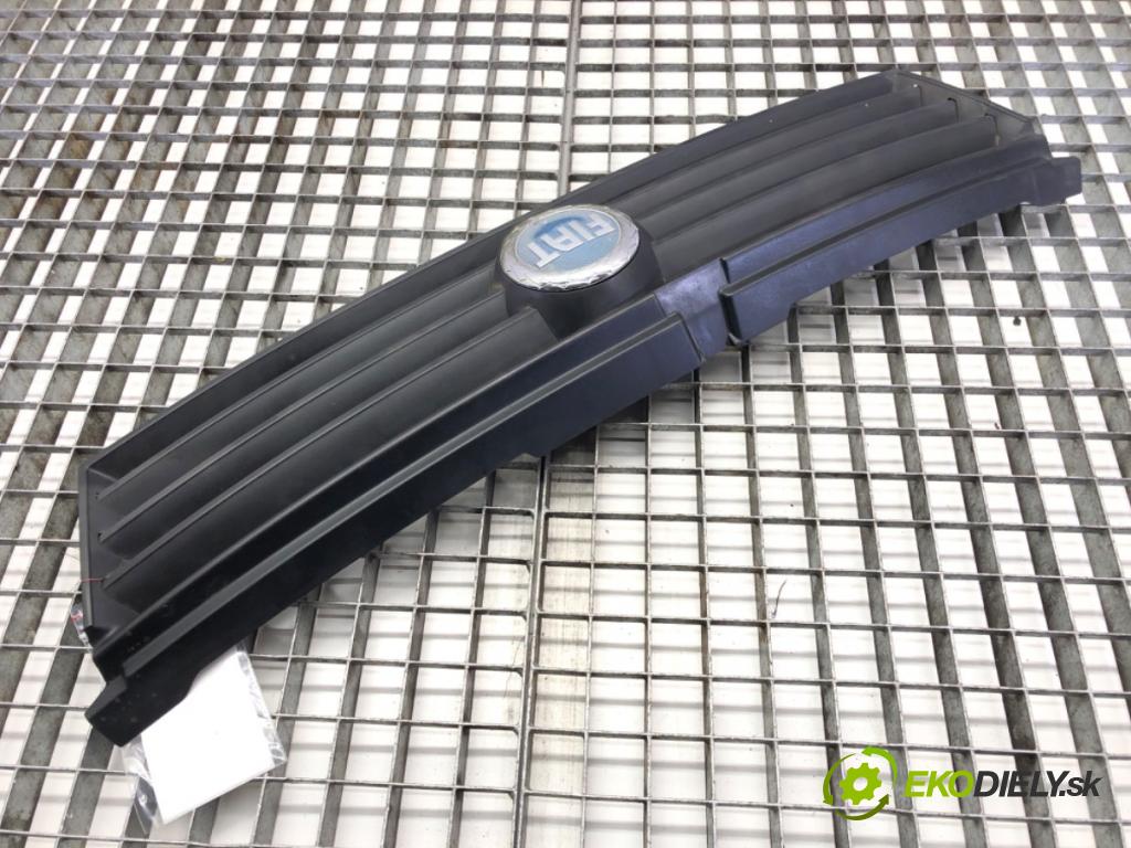 FIAT STILO Multi Wagon (192_) 2003 - 2008    1.9 JTD 85 kW [115 KM] olej napędowy 2003 - 2008  mřížka maska 1821920018 (Mřížky (masky) chladičů)