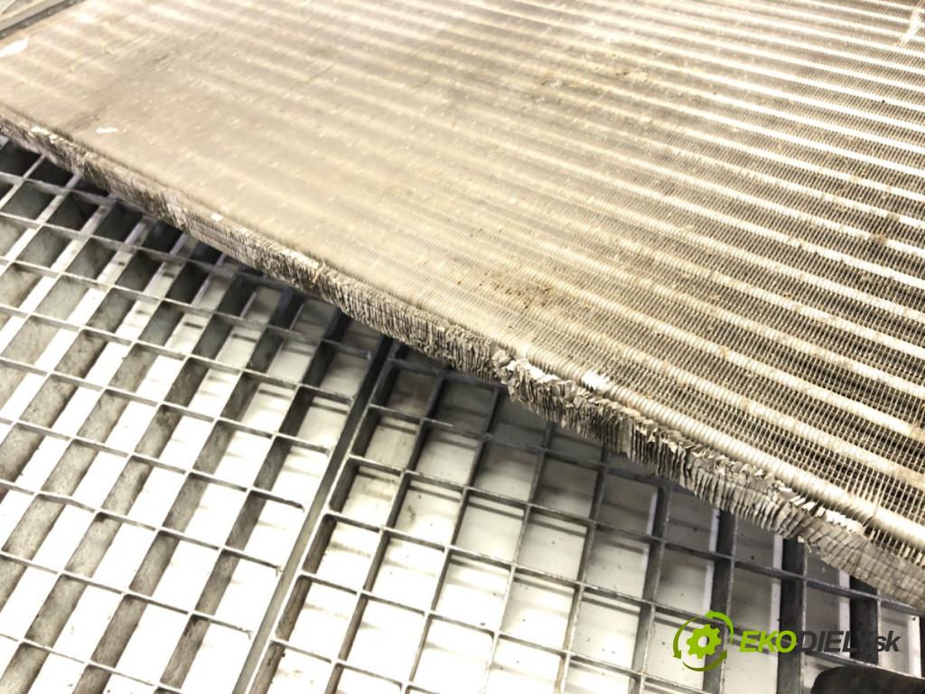 AUDI A3 (8L1) 1996 - 2006    1.9 TDI 96 kW [130 KM] olej napędowy 2000 - 2003  Chladič vody  (Chladiče vody)