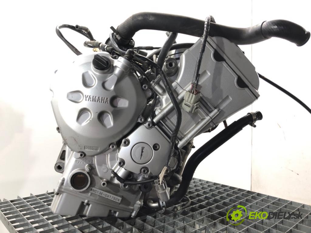 YAMAHA FZ1 FZ1 110kW (150KM) motor 5VY01 N513E (Motory (kompletní))