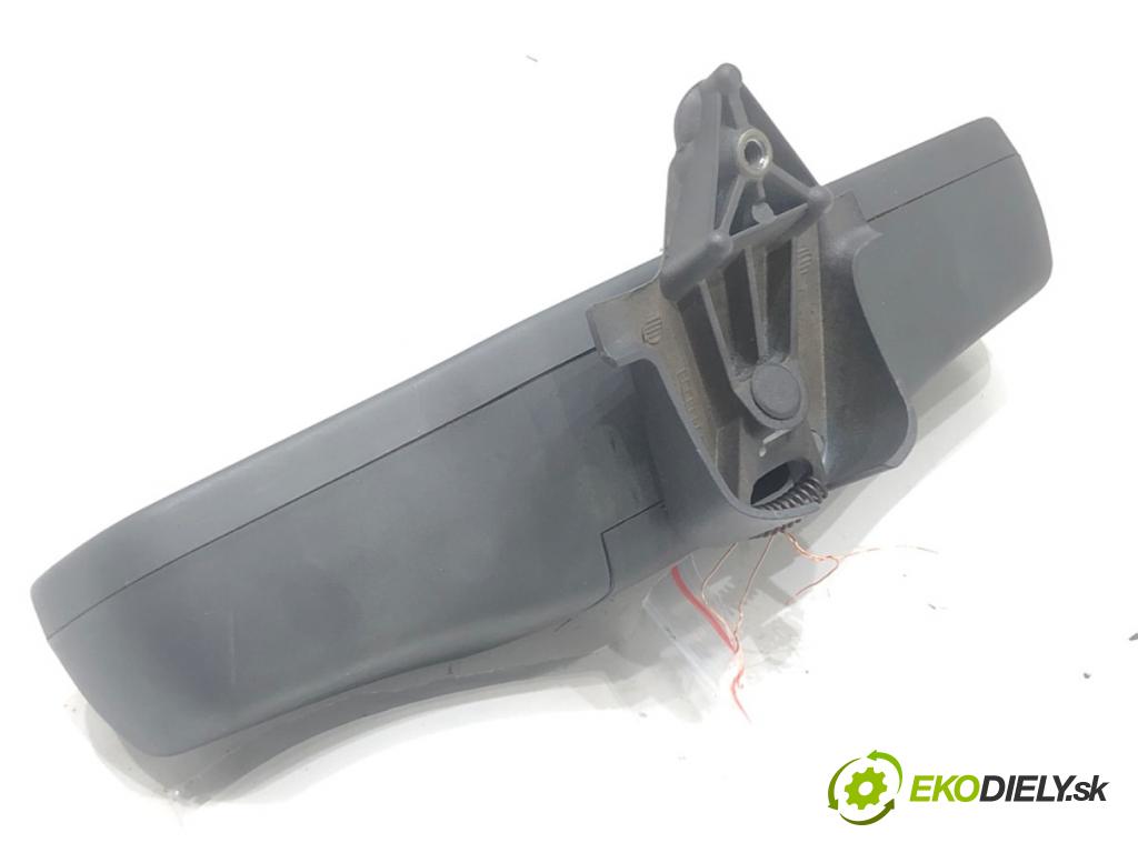 VOLVO S60 I (384) 2000 - 2010    2.4 D5 120 kW [163 KM] olej napędowy 2001 - 2010  zpětné zrcátko vnitřní  (Světla vnitřní)