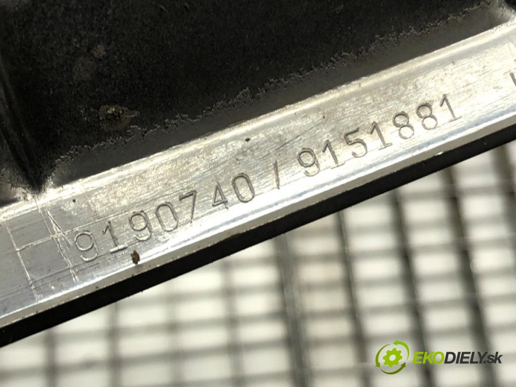 VOLVO S60 I (384) 2000 - 2010    2.4 D5 120 kW [163 KM] olej napędowy 2001 - 2010  mřížka maska 9190740 (Mřížky (masky) chladičů)