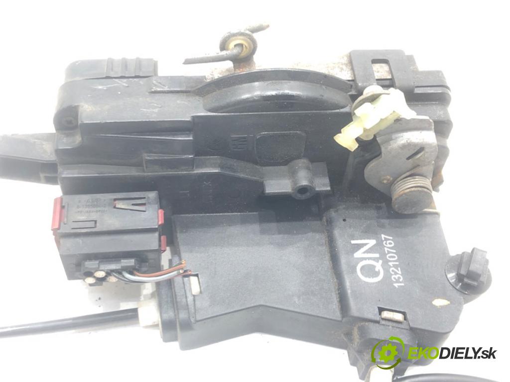 OPEL VECTRA C (Z02) 2002 - 2009    1.9 CDTI (F69) 88 kW [120 KM] olej napędowy 2004 - 2009  zámok dveře levý přední část 13210767