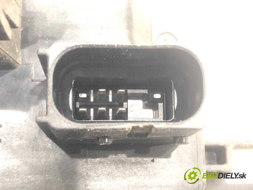OPEL VECTRA C (Z02) 2002 - 2009    1.9 CDTI (F69) 88 kW [120 KM] olej napędowy 2004 - 2009  zámok dveře levý přední část 13210767