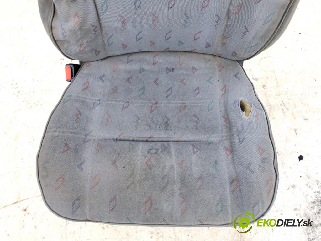 VW TRANSPORTER IV Autobus (70B, 70C, 7DB, 7DK, 70J, 70K, 7DC, 7 1990 - 2004    1.9 D 45 kW [61 KM] olej napędowy 1990 - 1995  Sedadlo ľavy predný