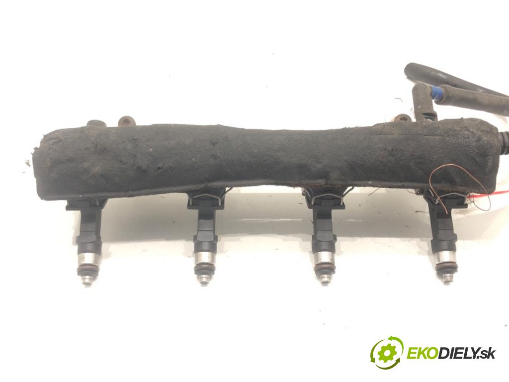 OPEL ASTRA H (A04) 2004 - 2014    1.4 (L48) 66 kW [90 KM] benzyna 2004 - 2010  Lišta vstrekovacia 0280151208 (Vstrekovacie lišty)