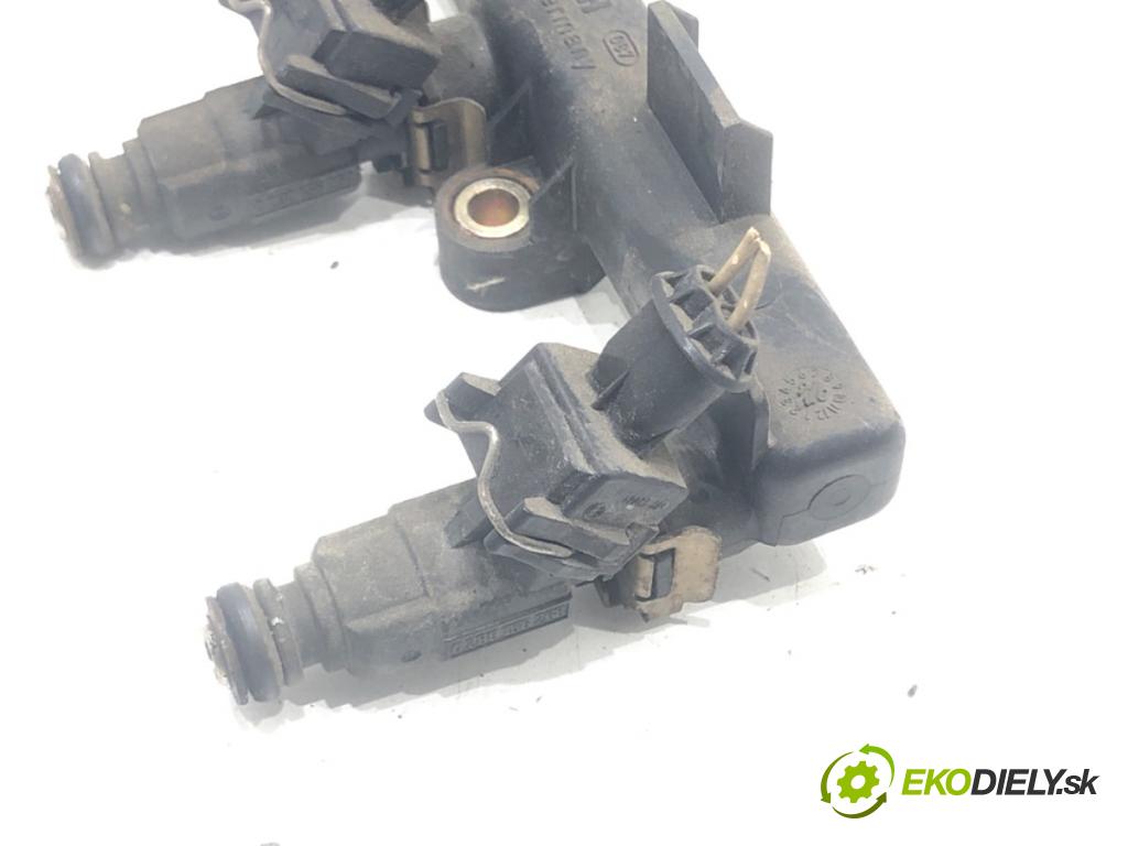 FIAT GRANDE PUNTO (199_) 2005 - 2022    1.4 16V (199BXG1B, 199AXG1B) 70 kW [95 KM] benzyna 2005 - 2011  Lišta vstrekovacia 0280151218 (Vstrekovacie lišty)