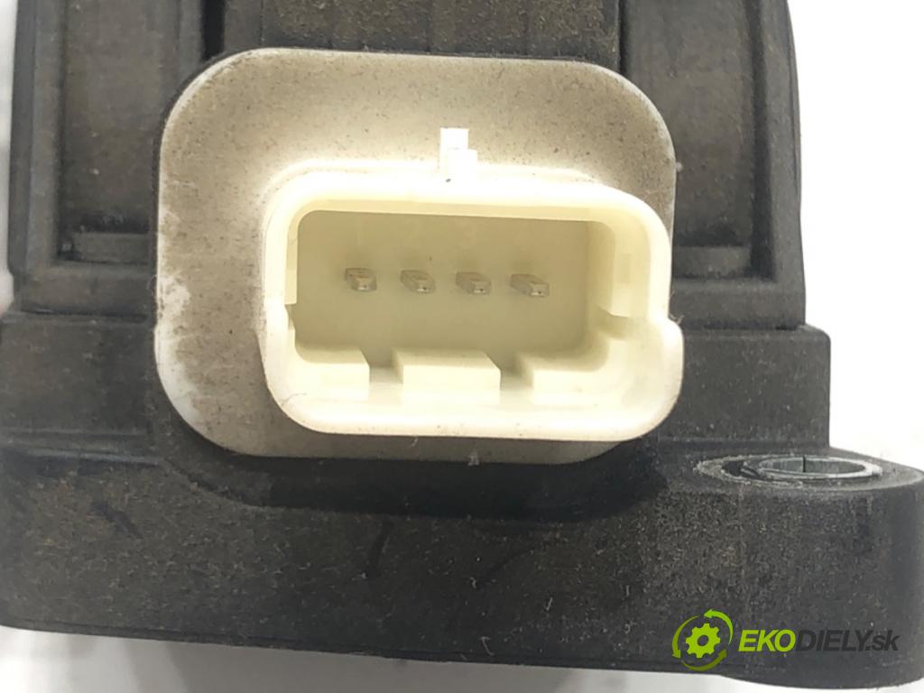 CITROEN C4 I (LC_) 2004 - 2014    1.4 16V 65 kW [88 KM] benzyna 2004 - 2011  Potenciometer plynu 9650889180 (Pedále)