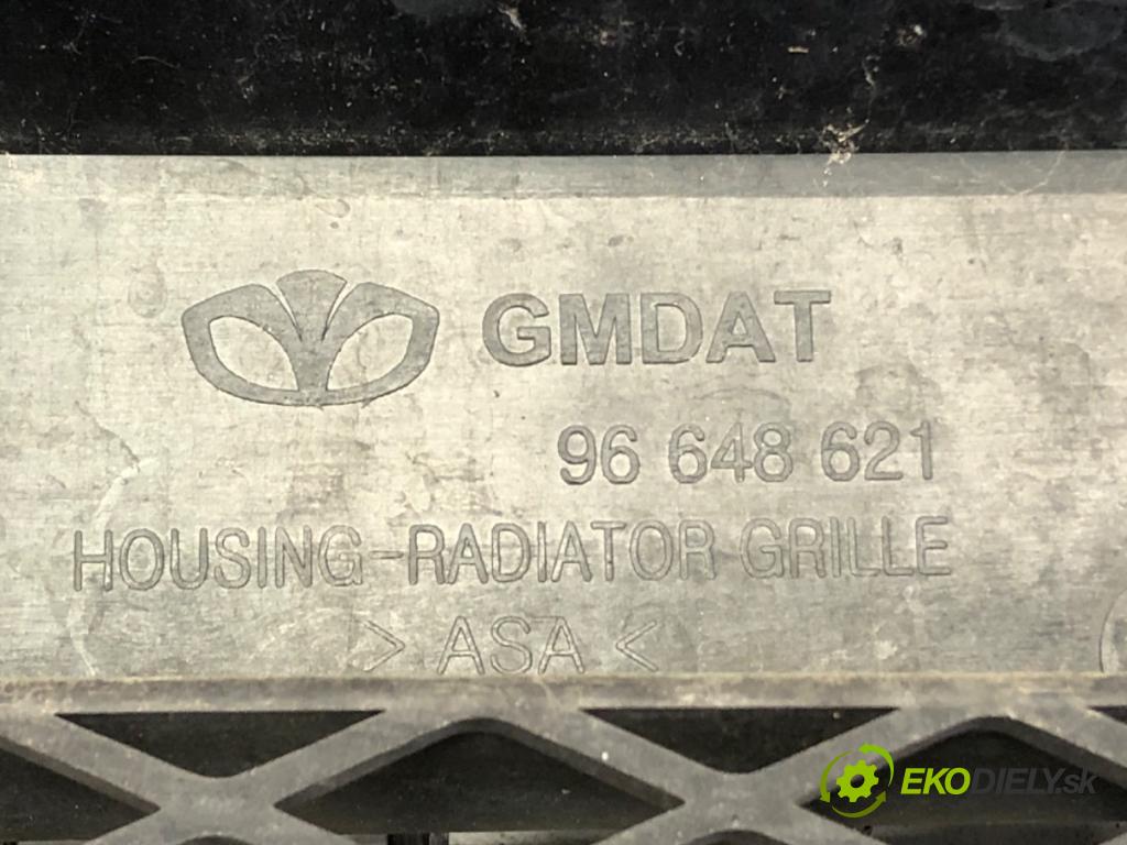 CHEVROLET AVEO / KALOS sedan (T250, T255) 2005 - 2022    1.4 74 kW [101 KM] benzyna 2008 - 2022  mřížka maska 96648621 (Mřížky (masky) chladičů)