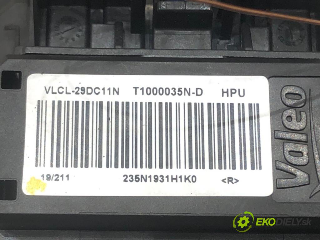 TOYOTA AYGO (_B4_) 2014 - 2022    1.0 VVTi (KGB40) 53 kW [72 KM] benzyna 2018 - 2022  Odpor, rezistor kúrenia vzduchu T1000035N (Odpory (rezistory) kúrenia)