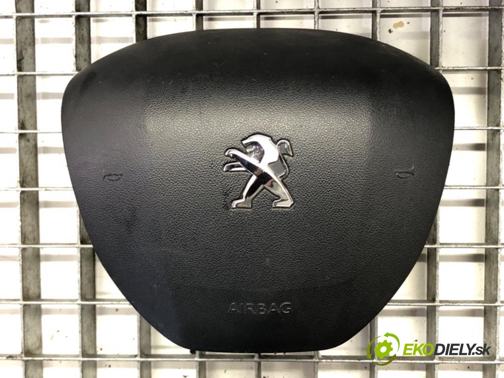 PEUGEOT 2008 I SUV 2014 68 kW 1.6 HDi 1560 palubní doska AirBag spolujezdce volantu 9672848580