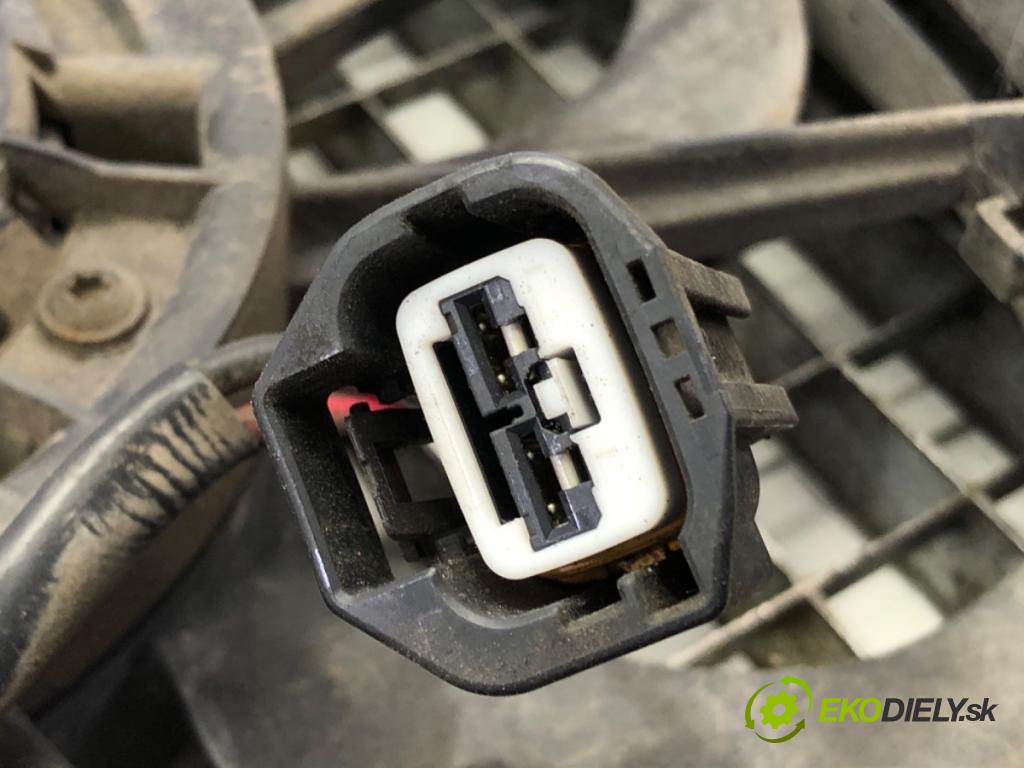 FORD FOCUS III 2010 - 2022    2.0 119 kW [162 KM] benzyna 2011 - 2017  Ventilátor chladiča BV61-8C607-KA (Ventilátory)