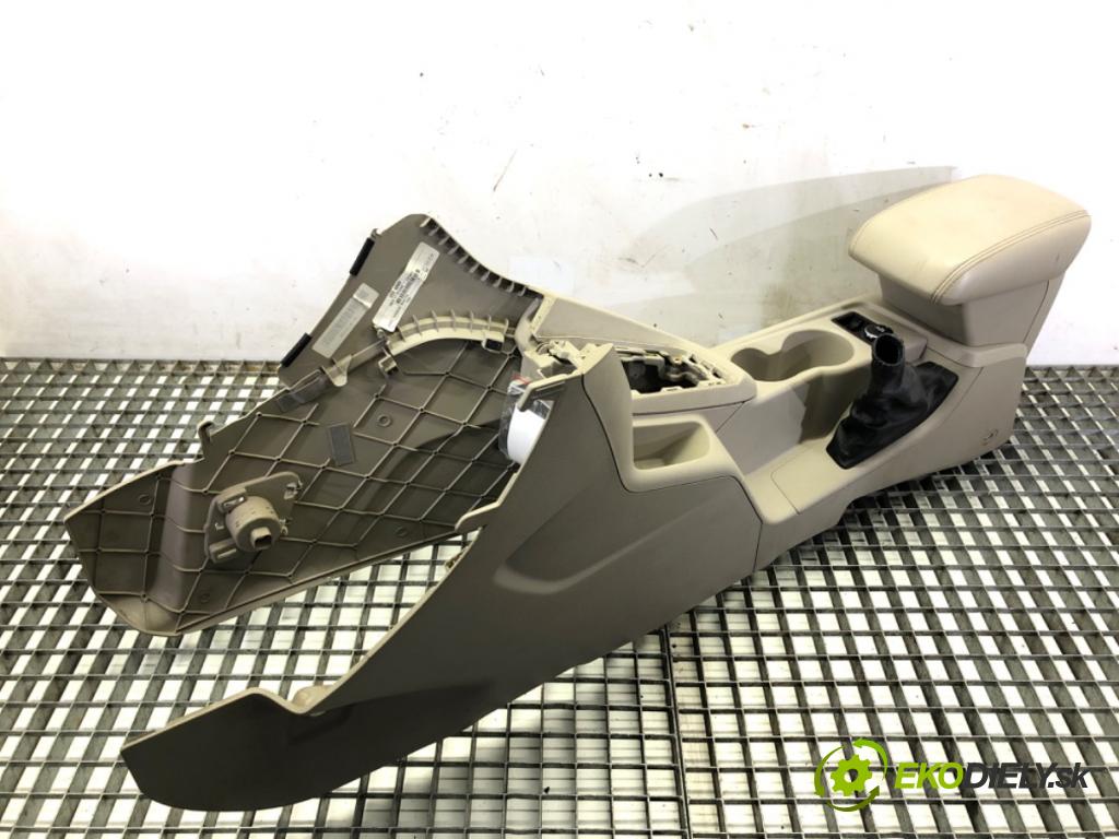 FORD FOCUS III 2010 - 2022    2.0 119 kW [162 KM] benzyna 2011 - 2017  Tunel stredový  (Stredový tunel / panel)