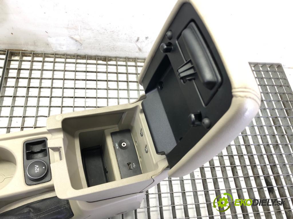 FORD FOCUS III 2010 - 2022    2.0 119 kW [162 KM] benzyna 2011 - 2017  Tunel stredový  (Stredový tunel / panel)