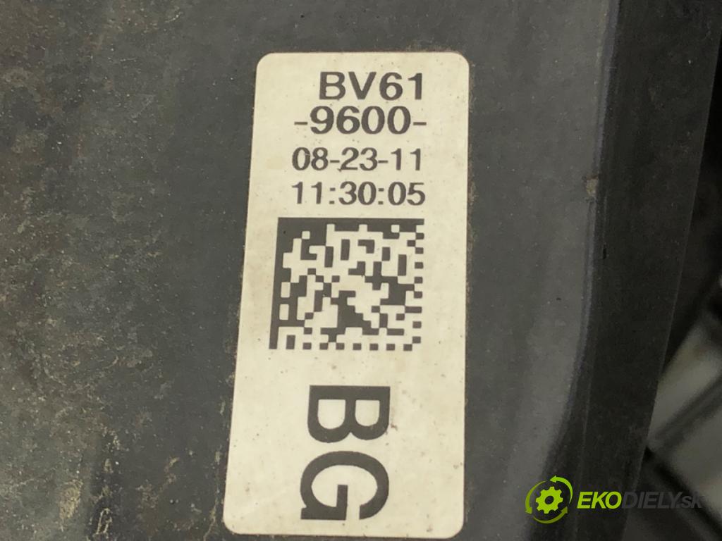 FORD FOCUS III 2010 - 2022    2.0 119 kW [162 KM] benzyna 2011 - 2017  obal filtra vzduchu  (Kryty filtrů)