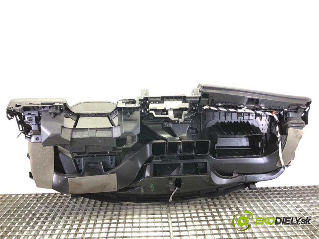 HONDA CIVIC X coupe 2016 - 2022    2.0 118 kW [160 KM] benzyna 2016 - 2022  Palubná doska  (Palubné dosky)