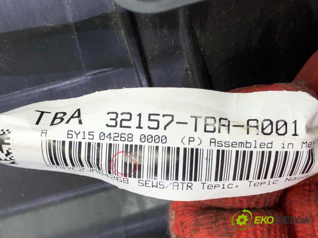 HONDA CIVIC X coupe 2016 - 2022    2.0 118 kW [160 KM] benzyna 2016 - 2022  Výhrevné teleso, radiátor kúrenia KOMBAJN 32157-TBA-A001