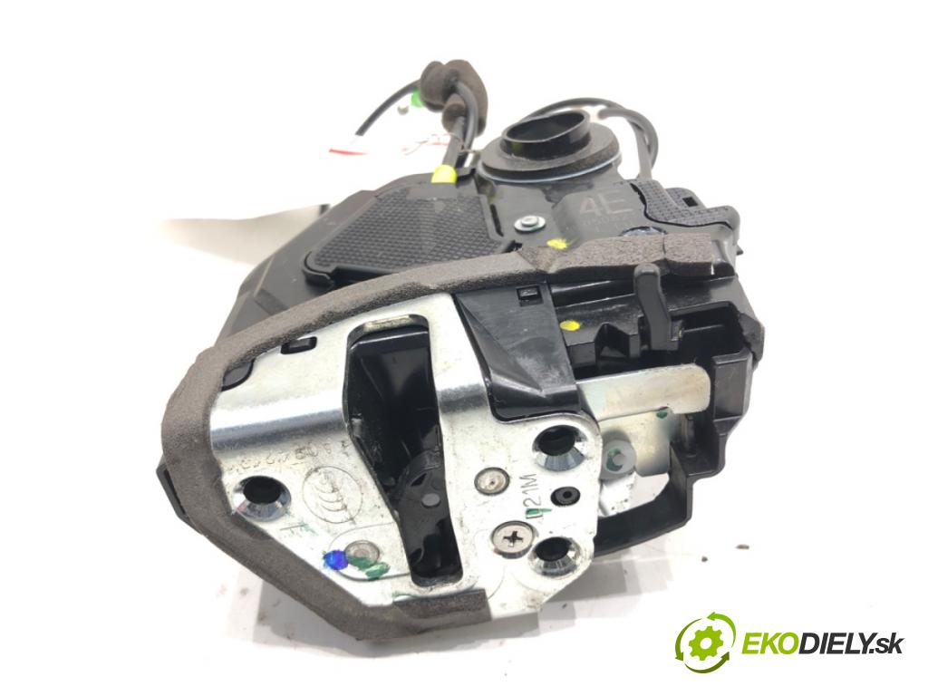TOYOTA COROLLA sedan (_E21_) 2019 - 2022    1.8 VVTi Hybrid (ZWE211, MZEA12) 72 kW [98 KM] Hybryda silnik benzynowy / elektryczny 2019 - 2022  zámok dveře levý zadní část 