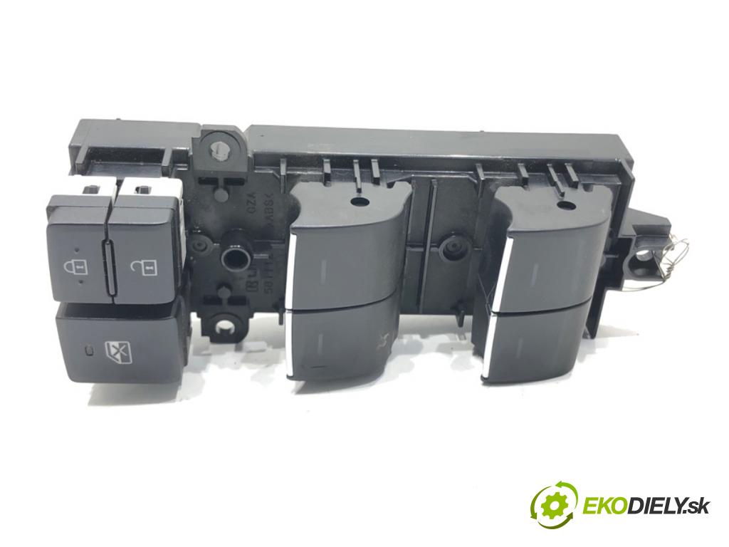 TOYOTA COROLLA E21 sedan 2021 72 kW 1.8 VVTi Hybrid (ZWE211, MZEA12) 1798 Prepínač okien 84040-02160 (Prepínacie páčky pod volantom)